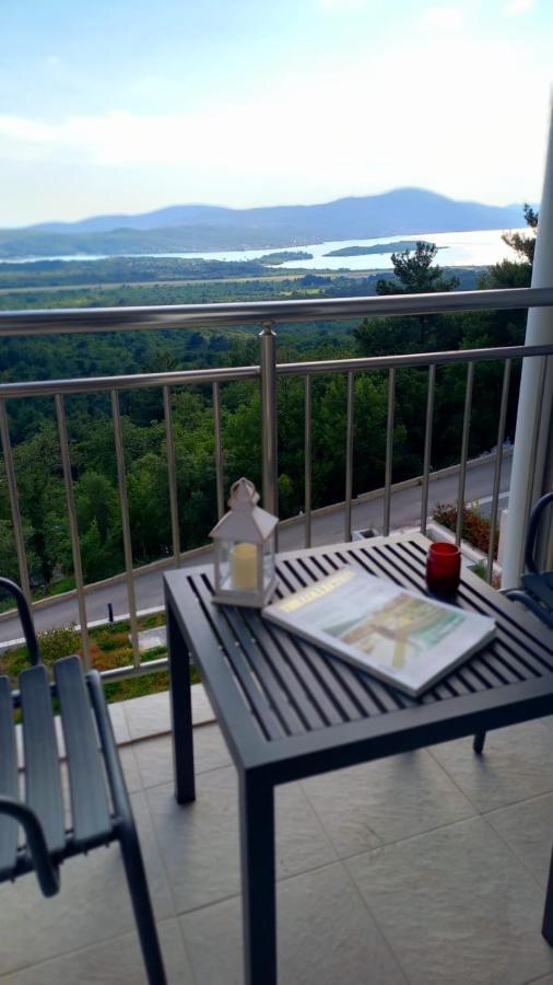 Cozy Apartments With Pool And Splendid Seaview Kavač エクステリア 写真